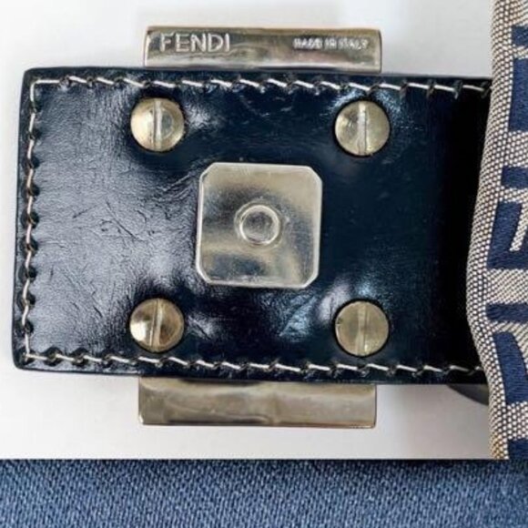 Authentic FENDI Mamma Zucca Bucket Baguette Navy Tan Flap Bag Purse Tote FF - Picture 12 of 13